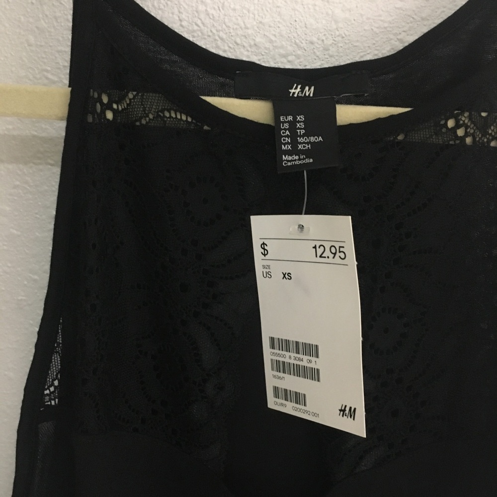 H&M tank top - Picture 2 of 2